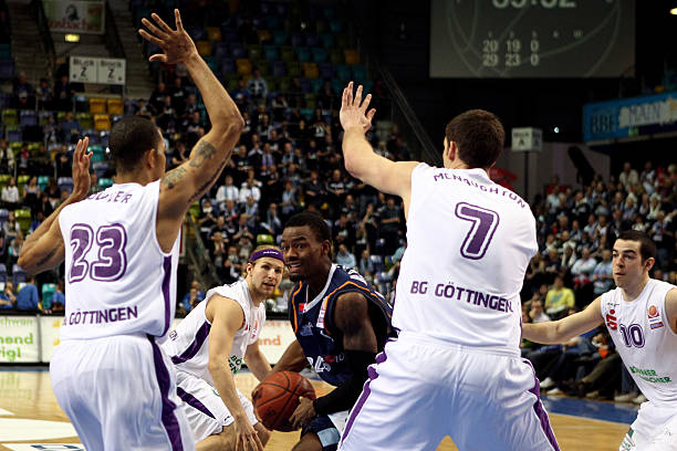 要求极高的 要求极高的